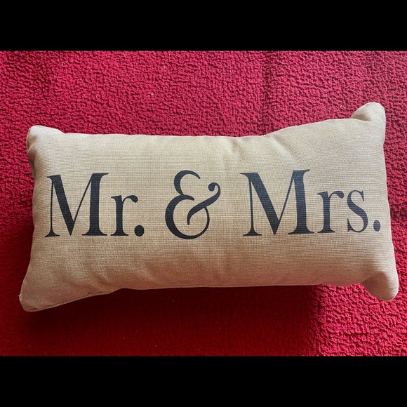 Other - 💍Mr. & Mrs. throw pillow